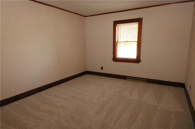 3364 Springfield Pike Normalville, PA 15469 - Photo 10 of 20