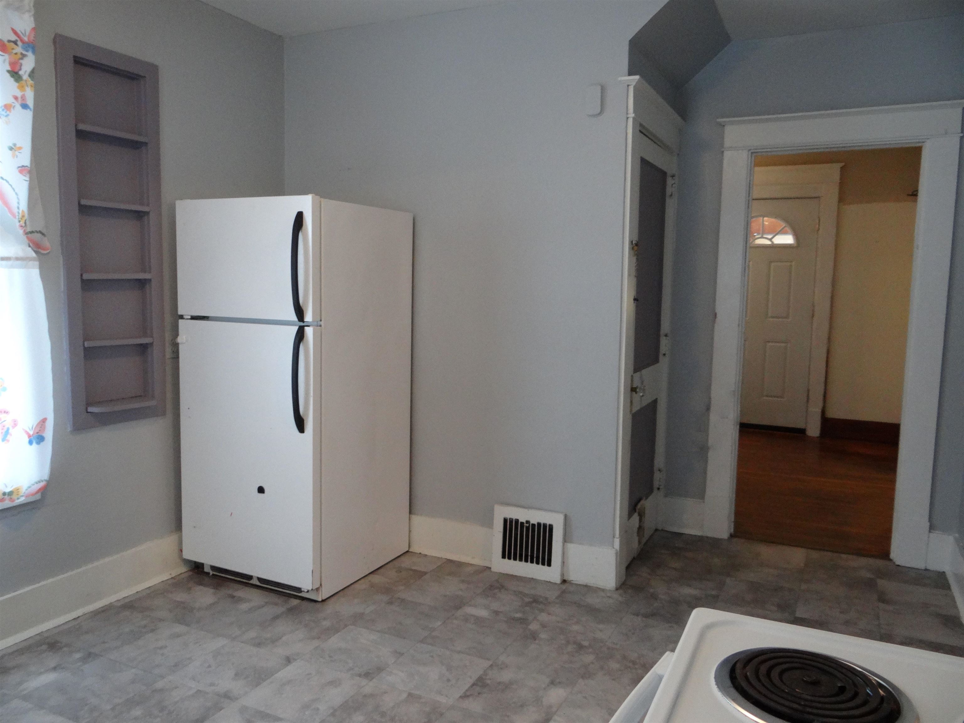 707 Maple Street Hartford, VT 05001 - Photo 5 of 26 Gallery Image 5