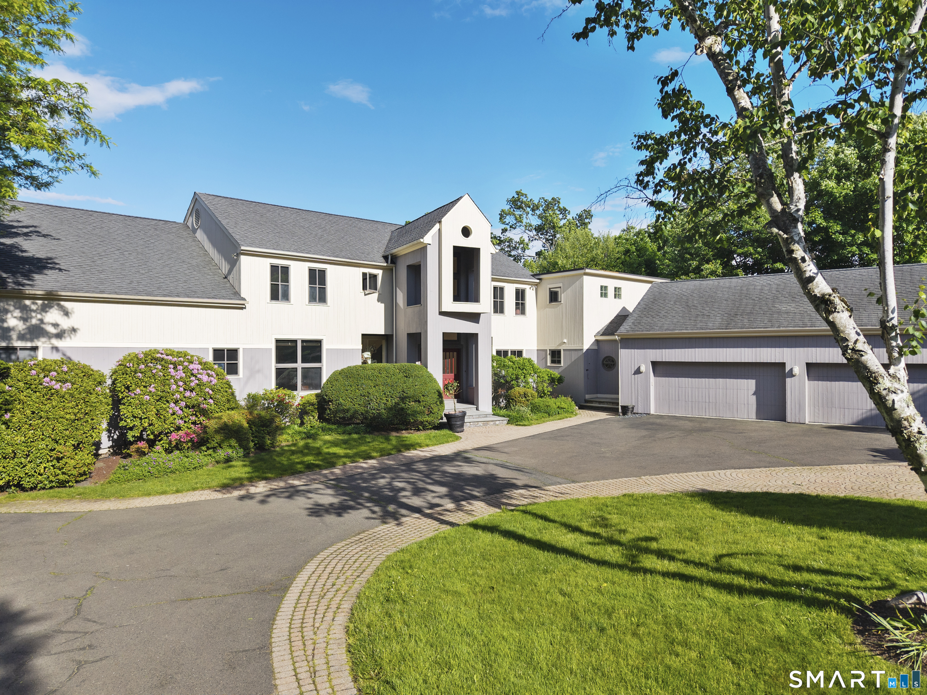 46 Balfour Road West Hartford, CT 06117 - Photo 4 of 40