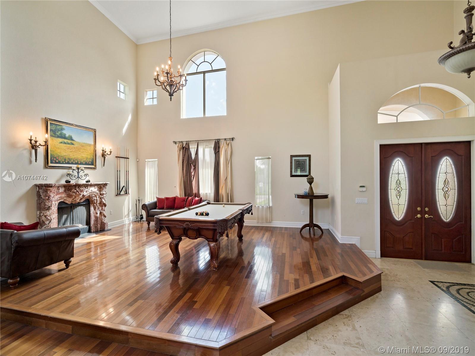 5051 Southwest 192nd Terrace Southwest Ranches, FL 33332 - Photo 12 of 48 Gallery Image 12