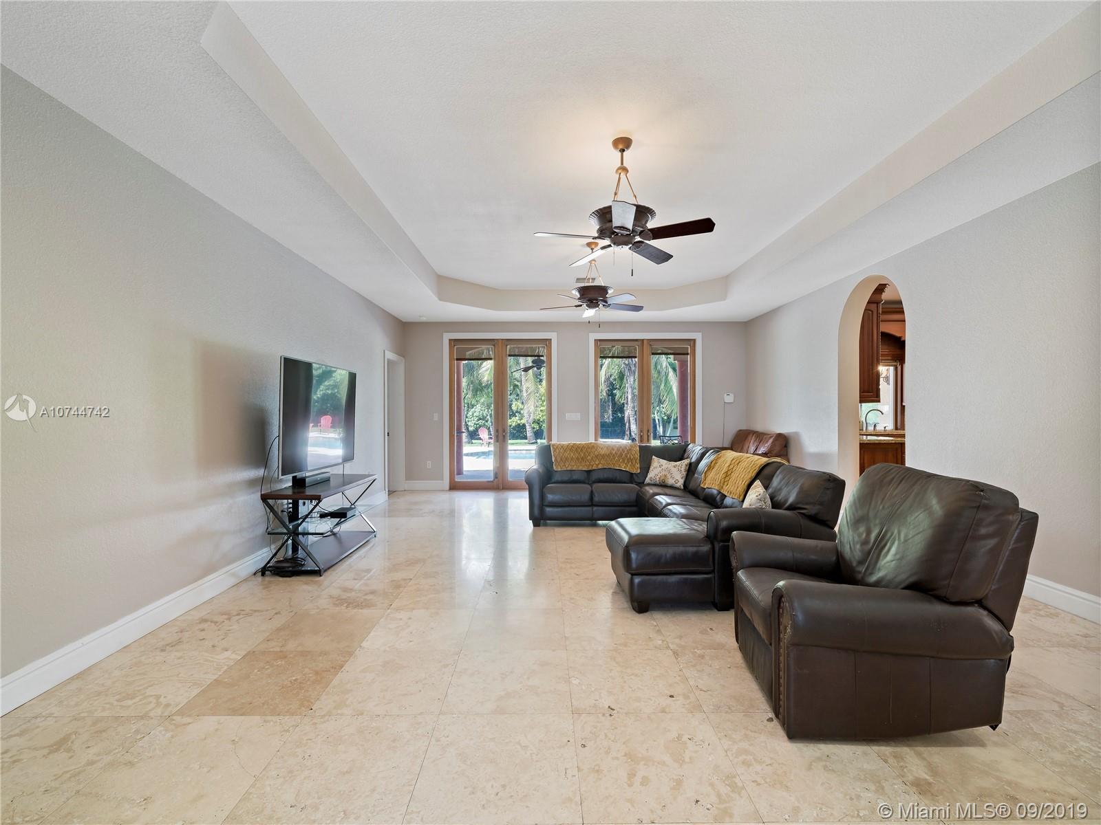5051 Southwest 192nd Terrace Southwest Ranches, FL 33332 - Photo 24 of 48 Gallery Image 24