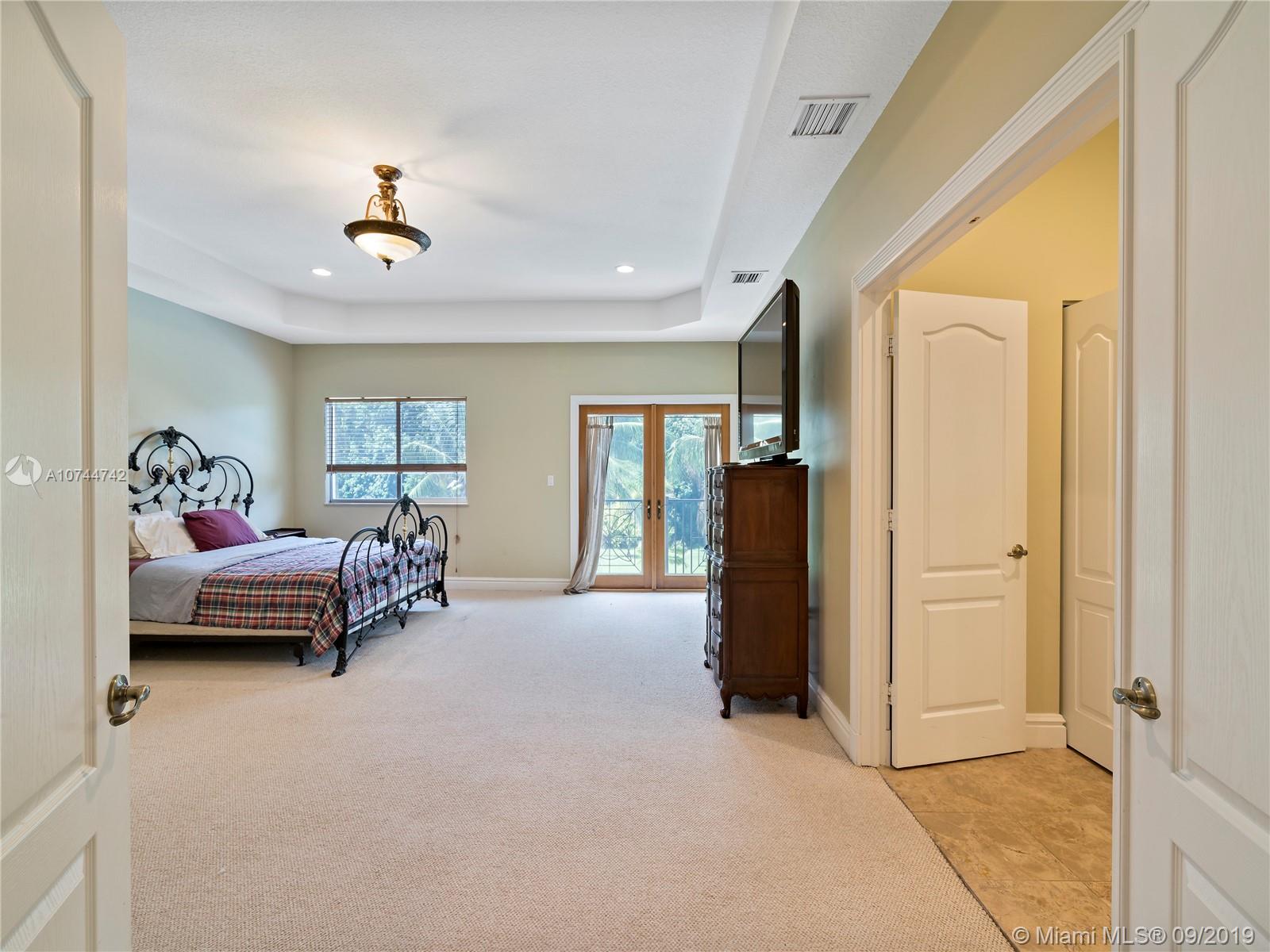 5051 Southwest 192nd Terrace Southwest Ranches, FL 33332 - Photo 34 of 48 Gallery Image 34