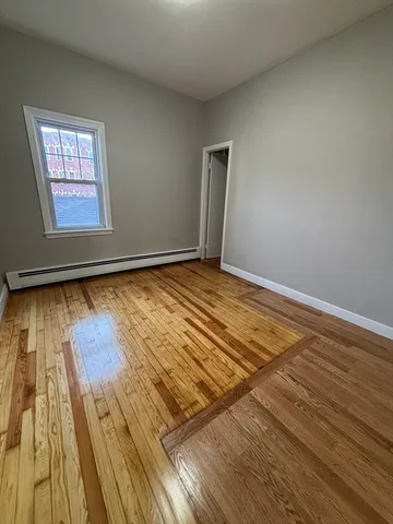 $1,800 | 246 East Dwight Street, Unit 1, Holyoke, MA 01040