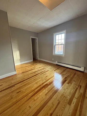 $1,800 | 246 East Dwight Street, Unit 1, Holyoke, MA 01040