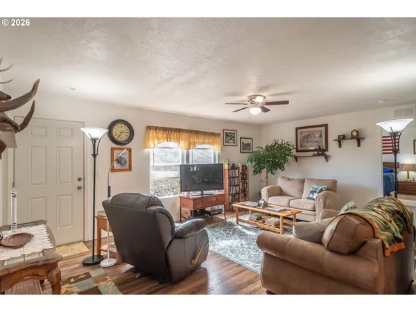 $148,000 | 180 Nestucca Lane, Roseburg, OR 97471