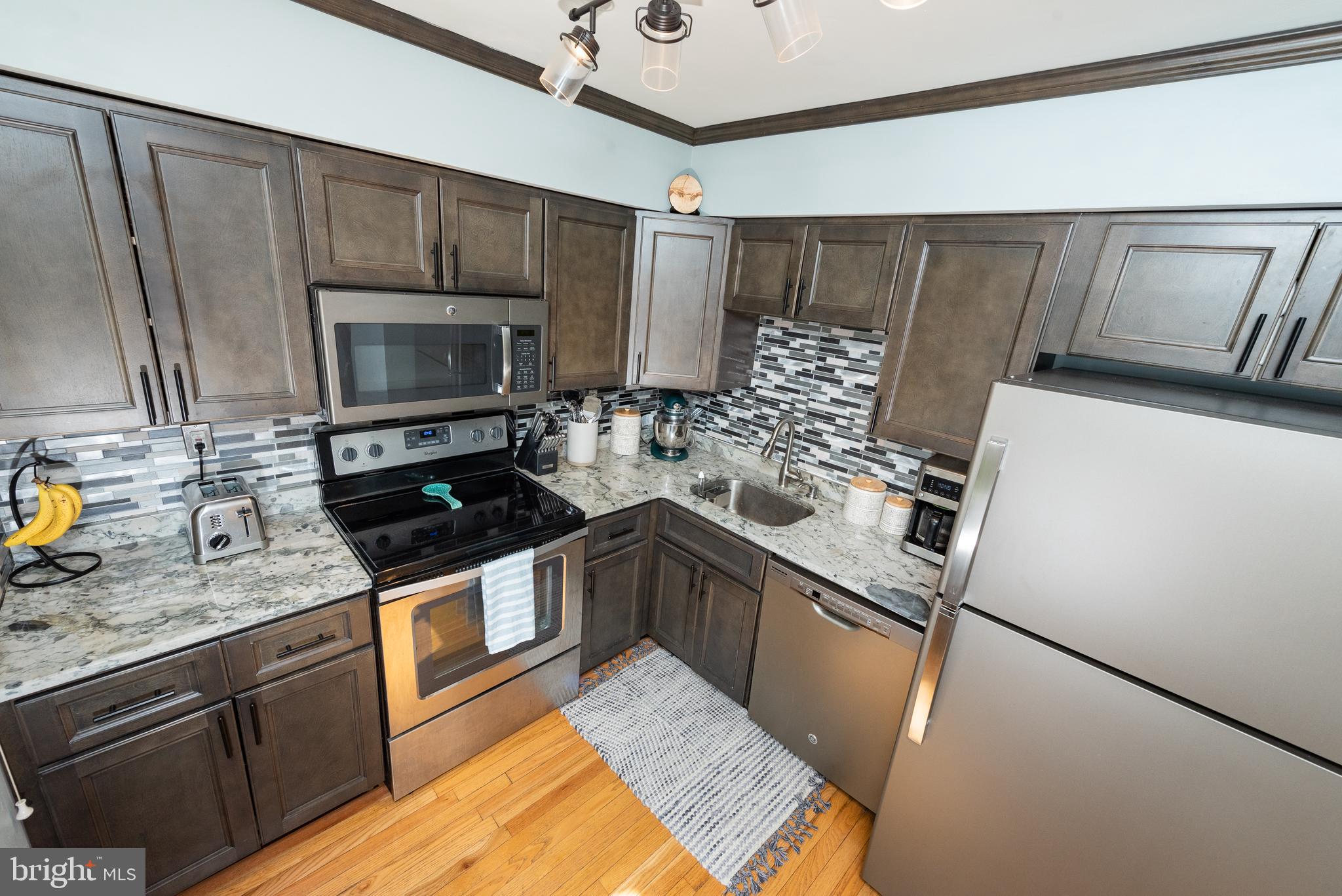 244 Ripka Street Philadelphia, PA 19127 - Photo 7 of 49