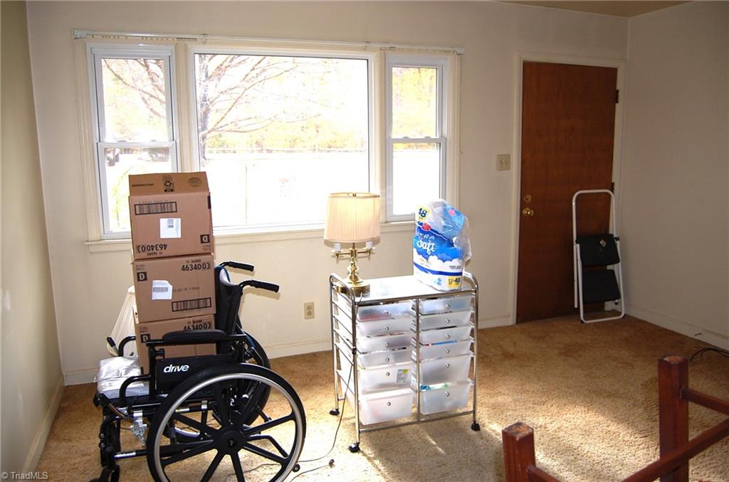 4850 Harvey Road Jamestown, NC 27282 - Photo 5 of 20 Gallery Image 5
