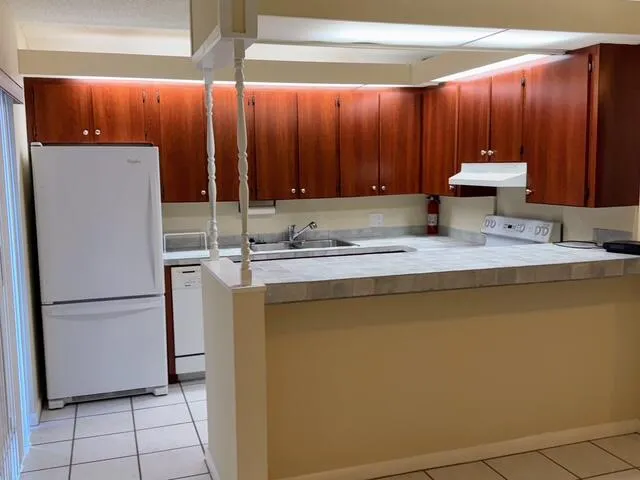 $1,975 | 6164 Southeast Riverboat Drive, Unit 925, Stuart, FL 34997