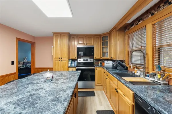 $316,400 | 244 Glass Road, Mount Airy, NC 27030