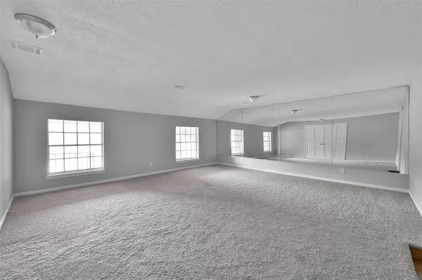 $3,000 | 549 Brandon Road, Conroe, TX 77302