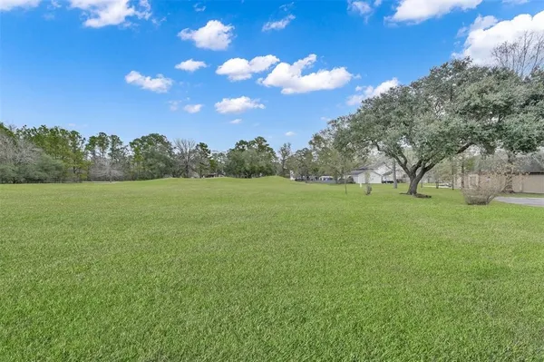 $3,000 | 549 Brandon Road, Conroe, TX 77302