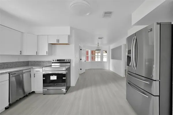 $3,000 | 549 Brandon Road, Conroe, TX 77302