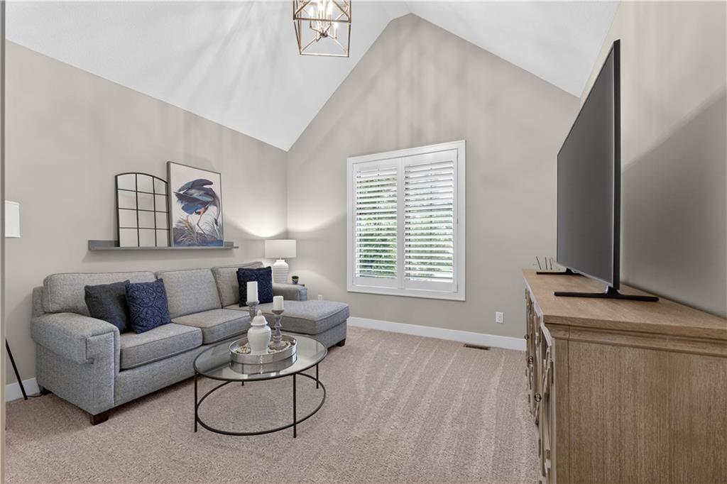 9363 Lind Road Lenexa, KS 66219 - Photo 32 of 70