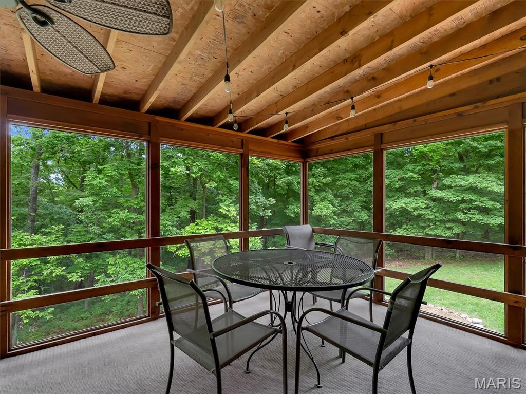 10131 Deer Run Road Bourbon, MO 65441 - Photo 19 of 47
