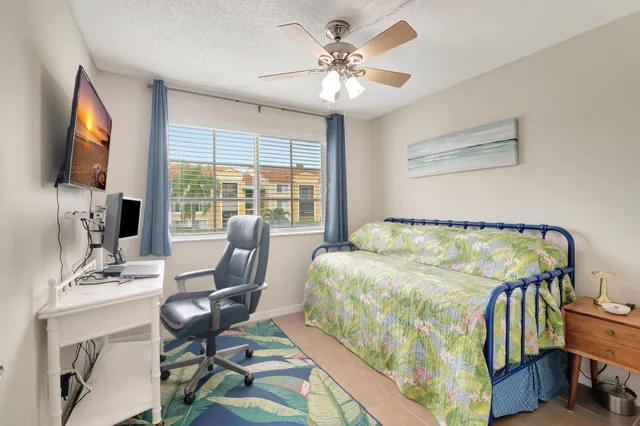 $339,000 | 127 Yacht Club Way, Unit 111, Hypoluxo, FL 33462