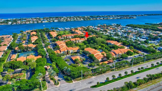 $339,000 | 127 Yacht Club Way, Unit 111, Hypoluxo, FL 33462
