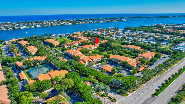 $339,000 | 127 Yacht Club Way, Unit 111, Hypoluxo, FL 33462