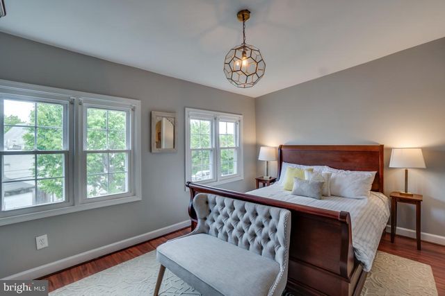 $853,100 | 1326 F Street Northeast, Washington, DC 20002