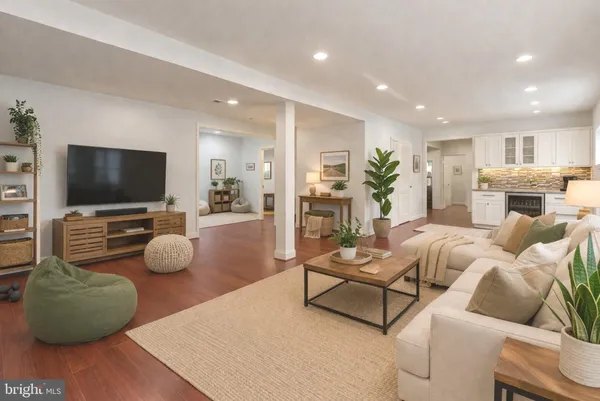 $5,000 | 14008 Loblolly Terrace, Rockville, MD 20850