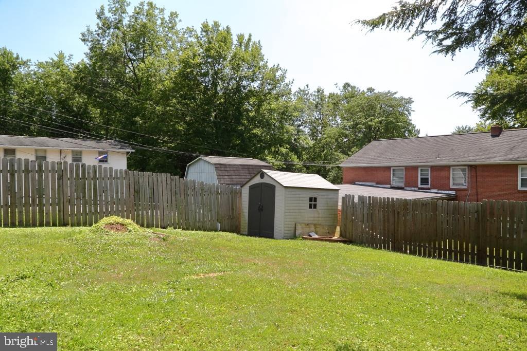 110 Lampeter Road Lancaster, PA 17602 - Photo 16 of 17 Gallery Image 16