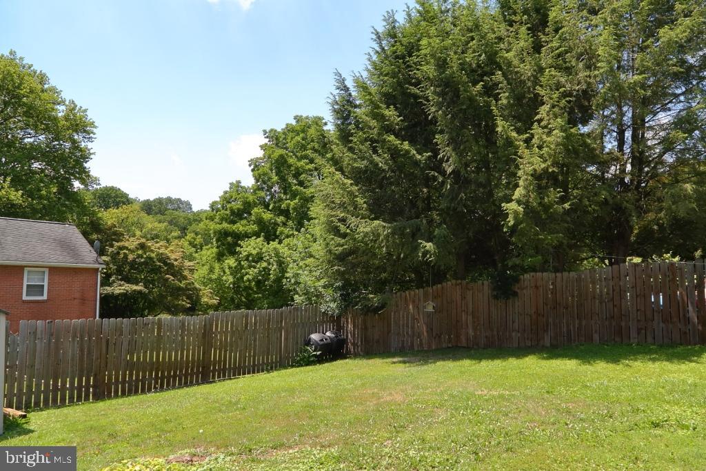 110 Lampeter Road Lancaster, PA 17602 - Photo 17 of 17 Gallery Image 17