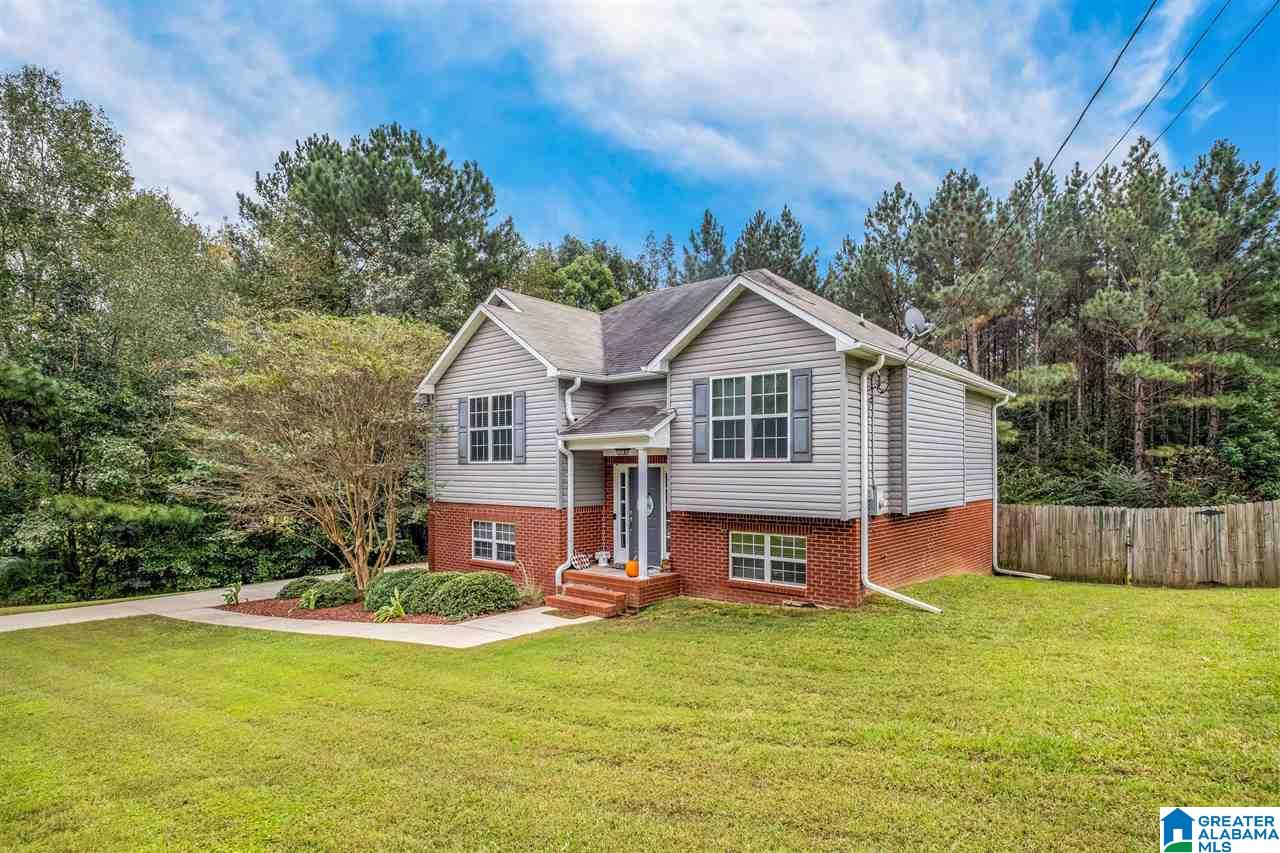 703 Isbell Road Odenville, AL 35120 - Photo 2 of 21