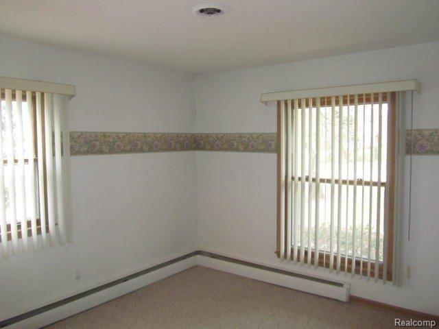 440 Morton Street Romeo, MI 48065 - Photo 14 of 27 2013-10-23 00.56.00.jpg
