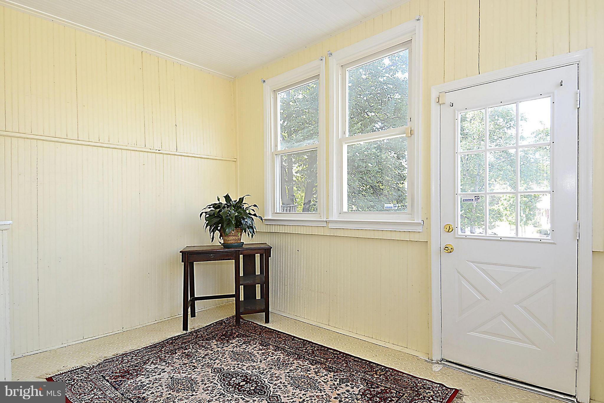 3746 Benton Street Northwest Washington, DC 20007 - Photo 13 of 26 Sun Room /Main Floor