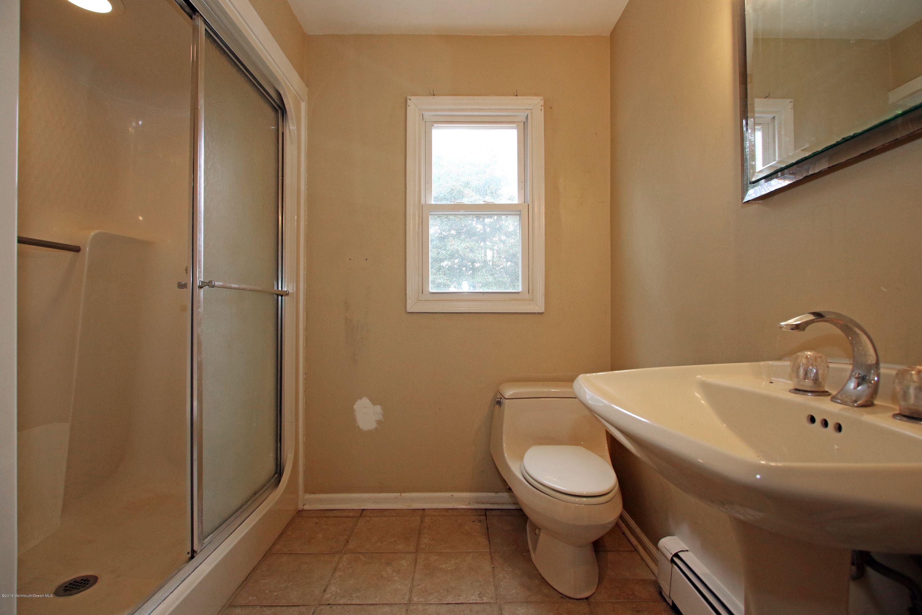 673 Locust Point Road Atlantic Highlands, NJ 07716 - Photo 16 of 32 IMG_8533a