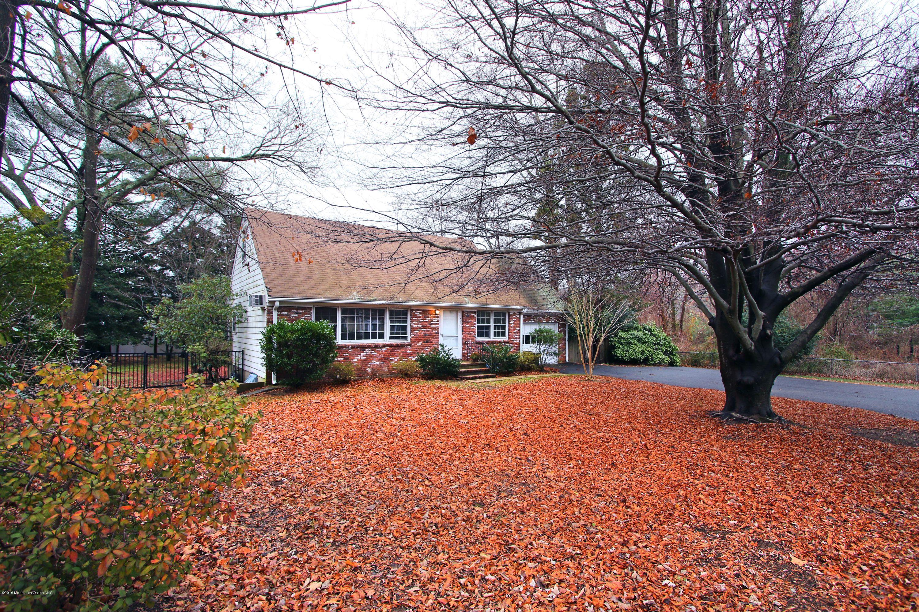 673 Locust Point Road Atlantic Highlands, NJ 07716 - Photo 2 of 32 IMG_8501a