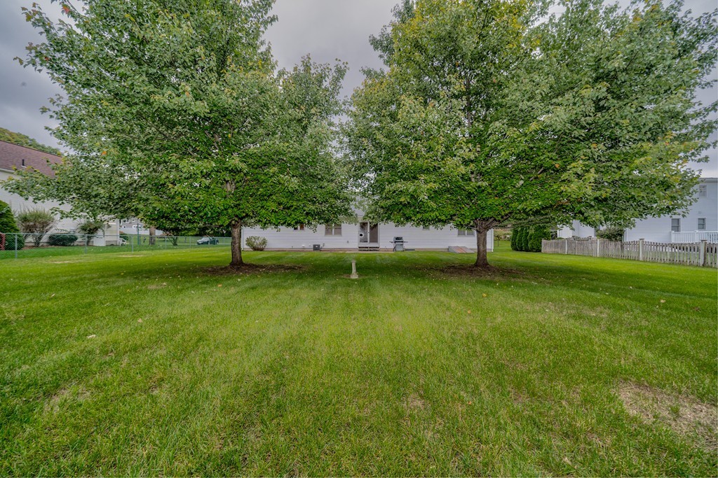45 Trinity Drive West Springfield, MA 01089 - Photo 18 of 20 Gallery Image 18