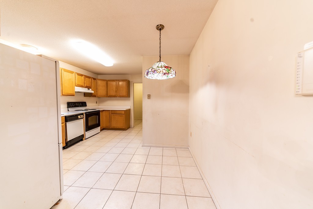 45 Trinity Drive West Springfield, MA 01089 - Photo 8 of 20 Gallery Image 8