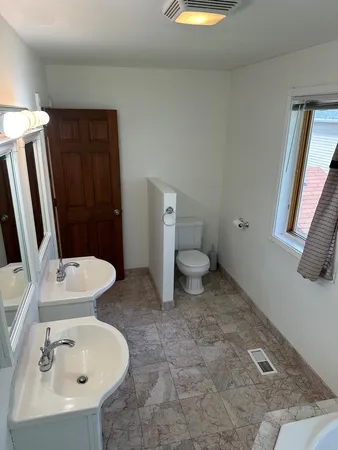 $319,900 | 4737 Winchester Avenue, Lisle, IL 60532