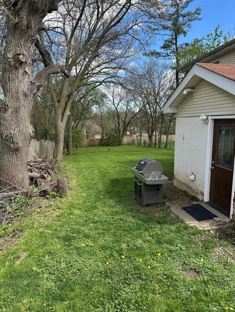 $319,900 | 4737 Winchester Avenue, Lisle, IL 60532