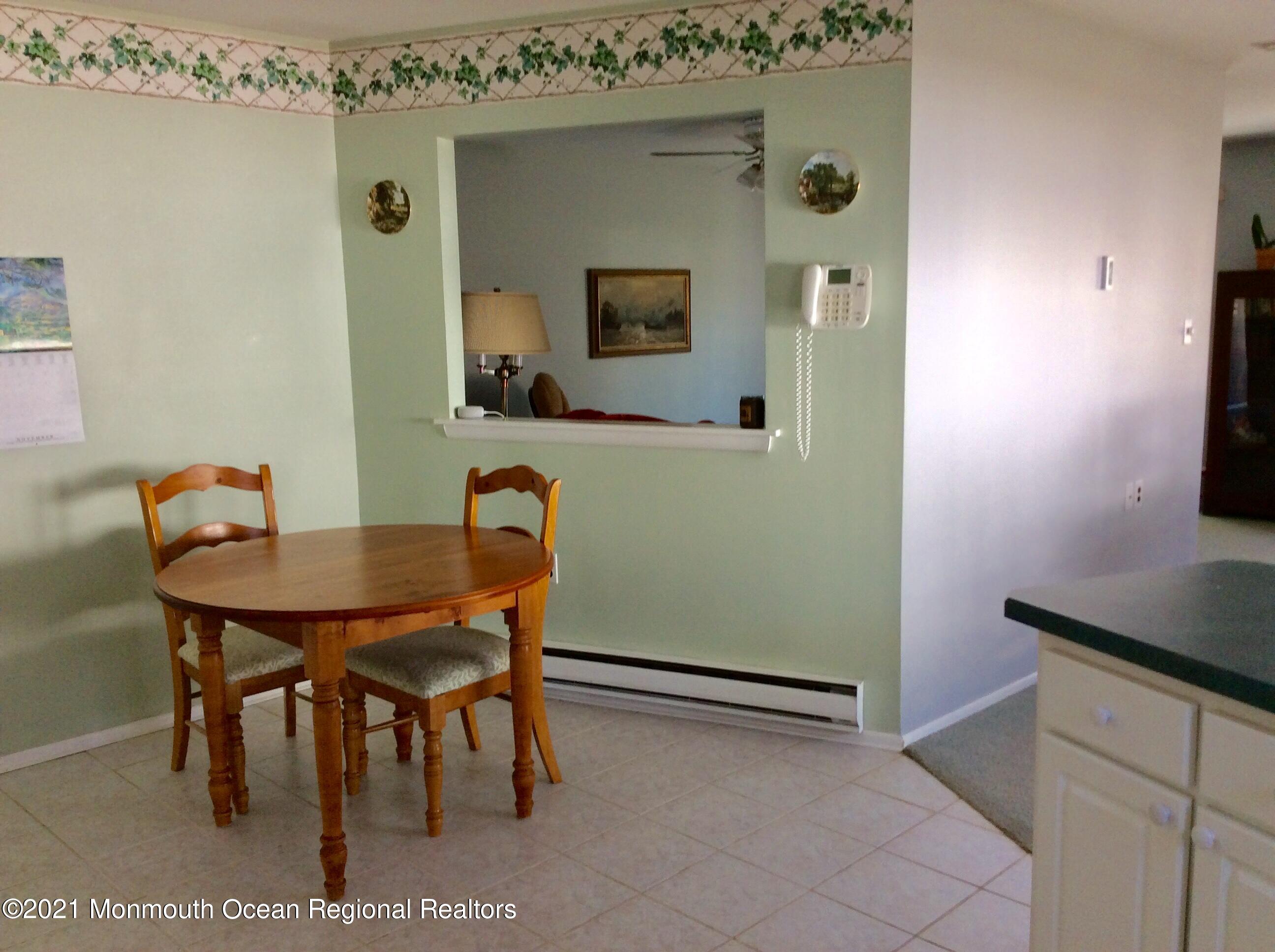 17 Phillips Road Brick, NJ 08724 - Photo 8 of 27 a workspace with furniture and window