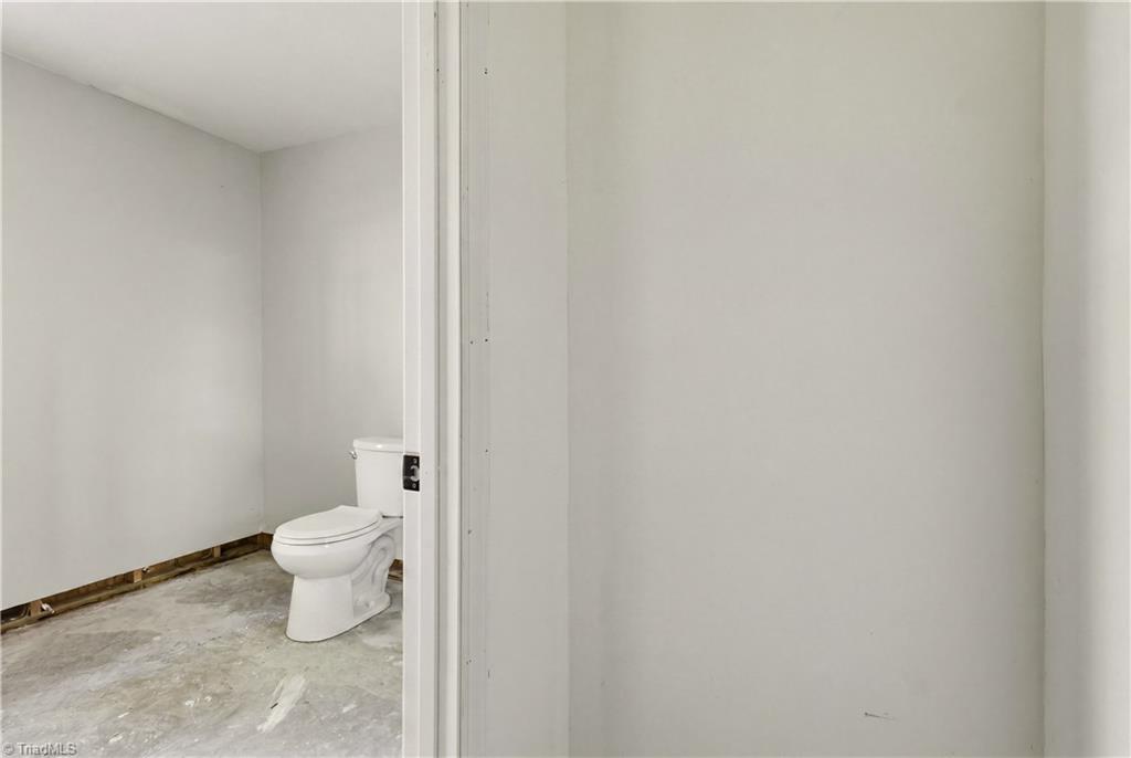 6200 Frye Bridge Road Clemmons, NC 27012 - Photo 17 of 43 Gallery Image 17