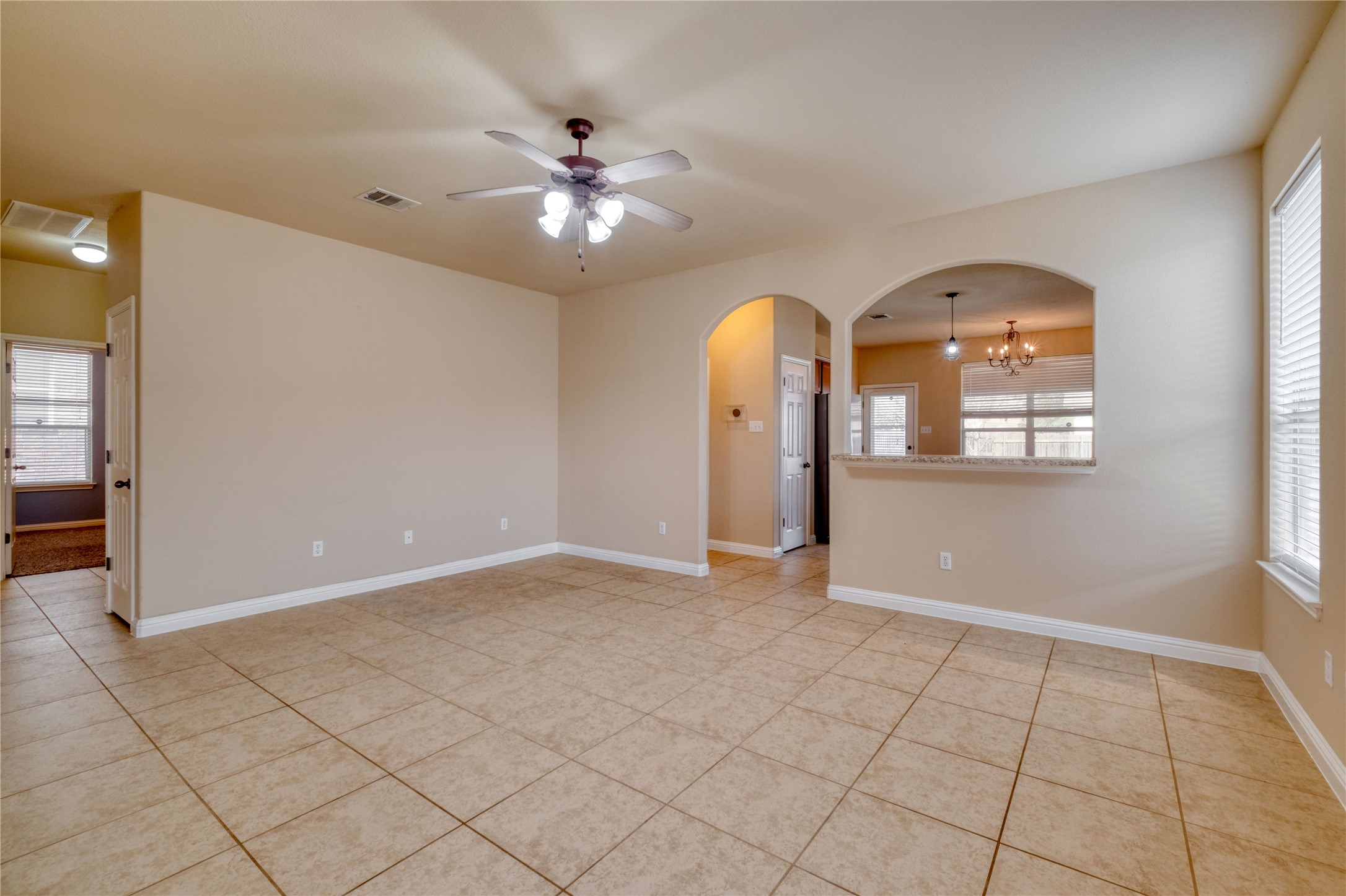 194 Cold Springs Spring Buda, TX 78610 - Photo 4 of 17