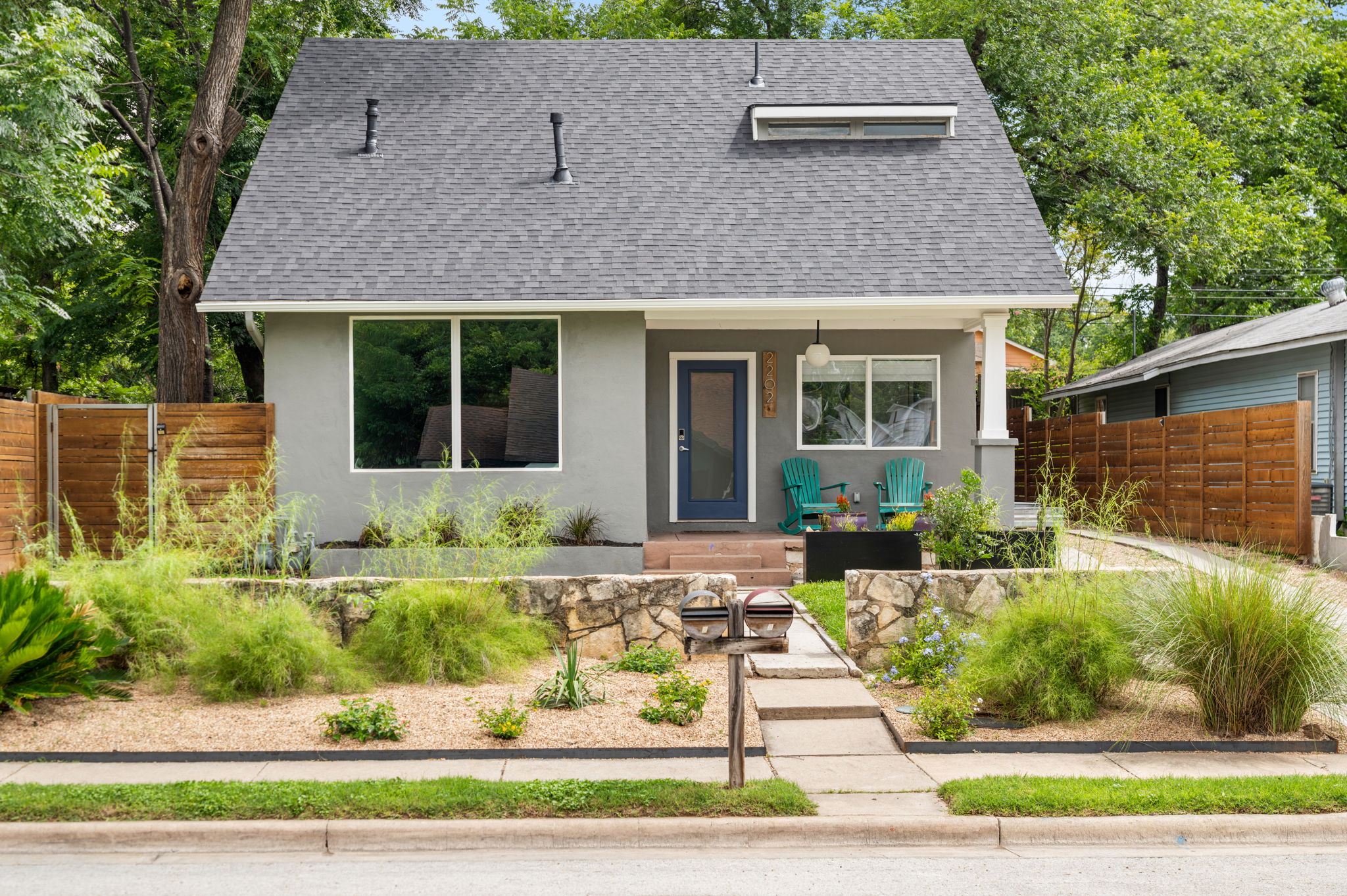 2202 Garden Street Austin, TX 78702 - Photo 6 of 37 A unit exterior
