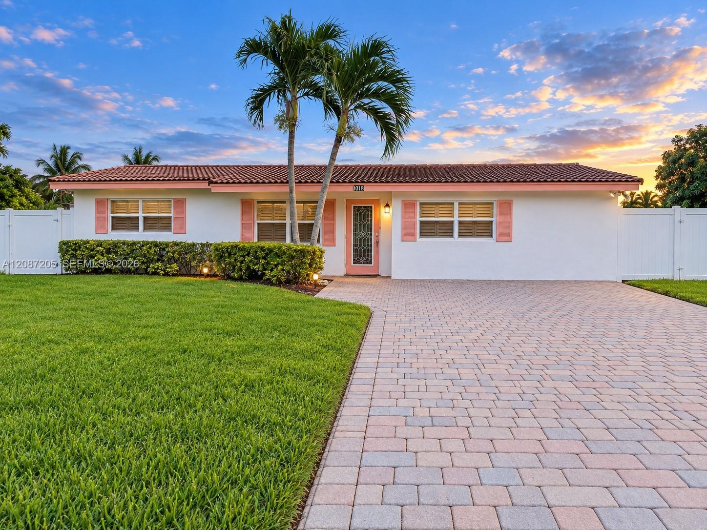 148 Northwest 8th Street Boca Raton, FL 33432 - Photo 3 of 12 Gallery Image 3