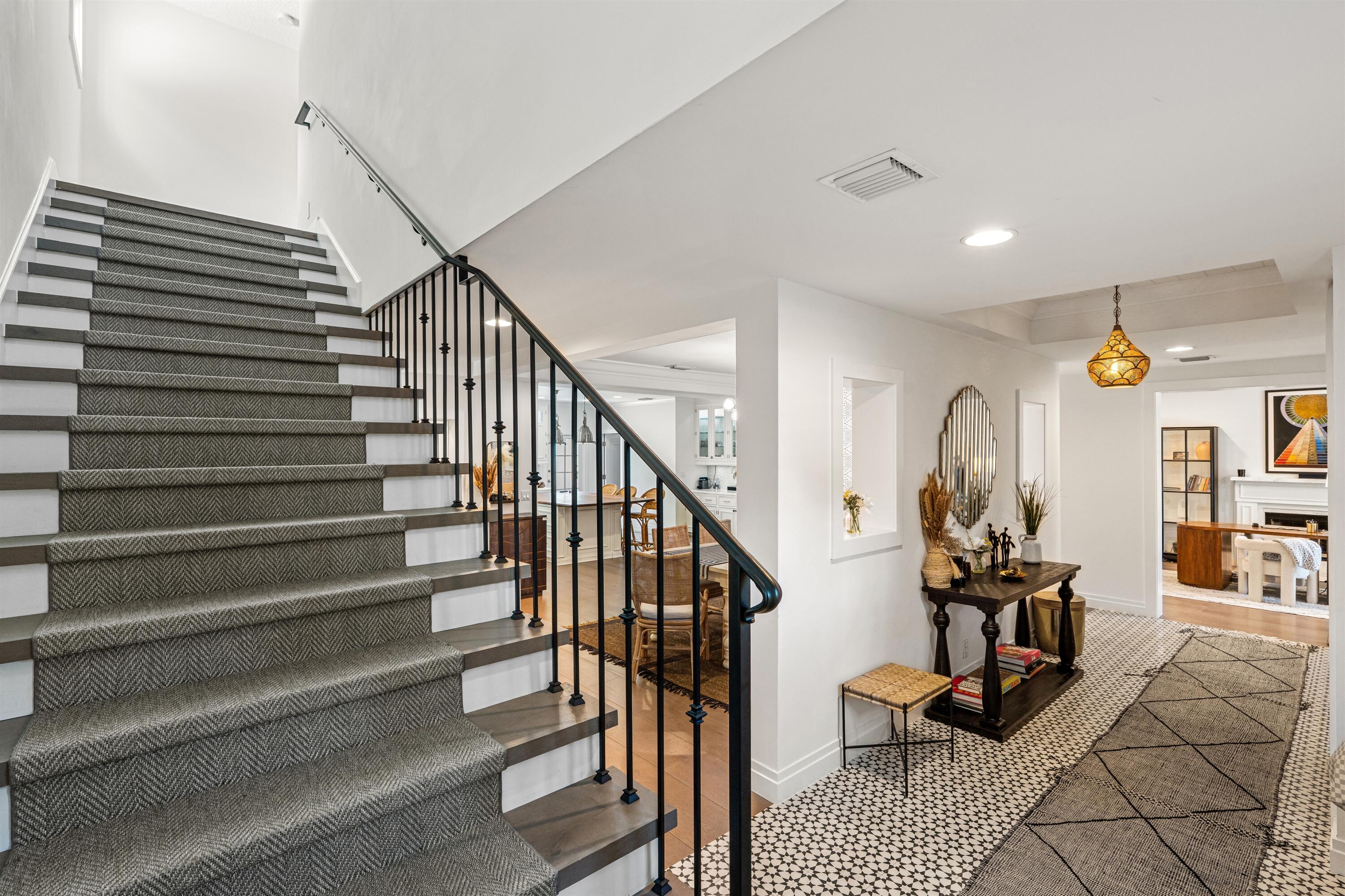 399 Florenada Terrace Boca Raton, FL 33486 - Photo 22 of 39 STAIRCASE_ANGLE_DT