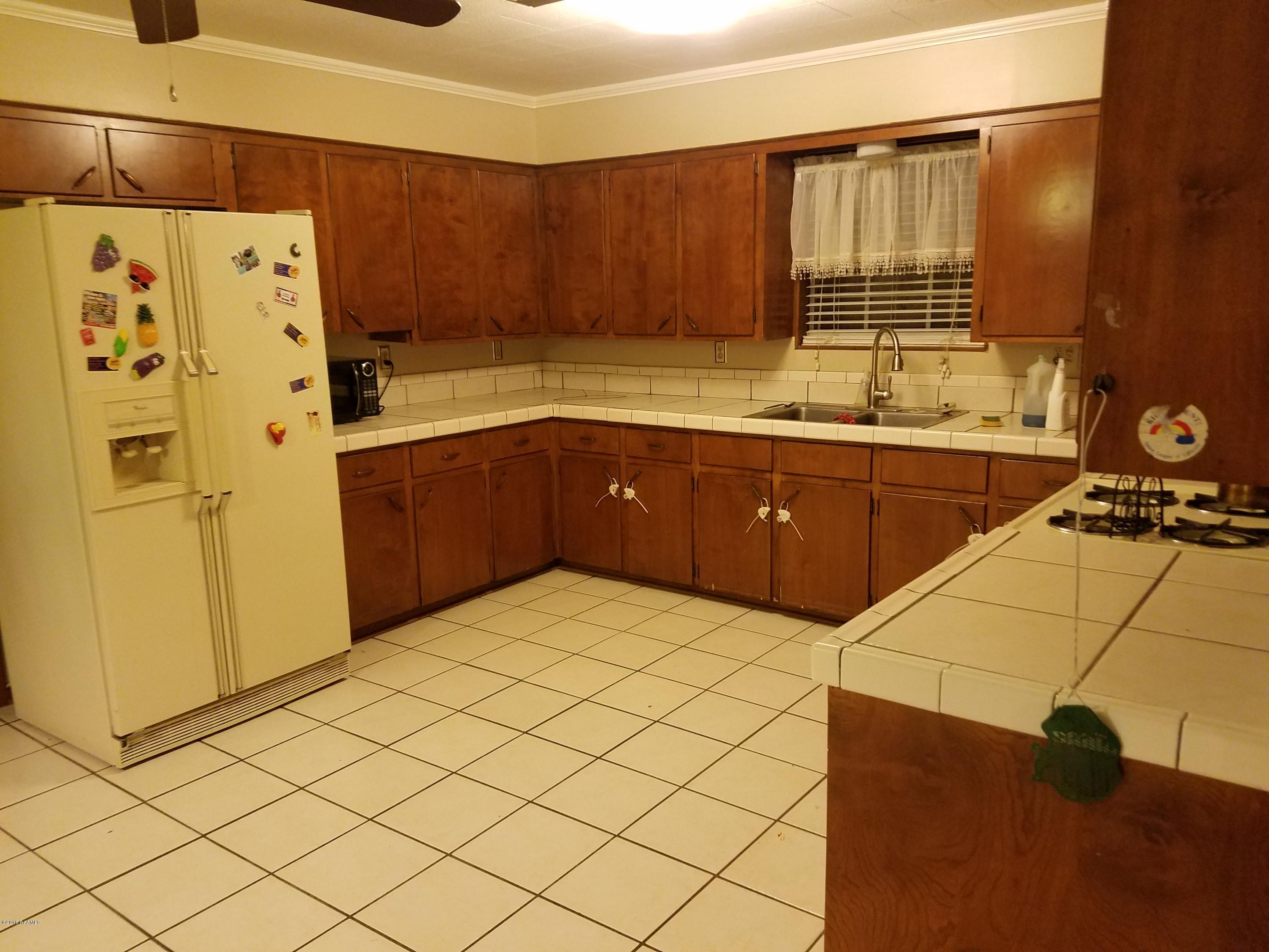 202 Douglas Road Lafayette, LA 70507 - Photo 5 of 9 20160928_204107 (1)