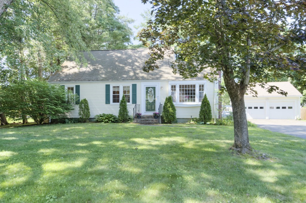44 Queensview Road Marlborough, MA 01752 - Photo 1 of 42 Gallery Image 1