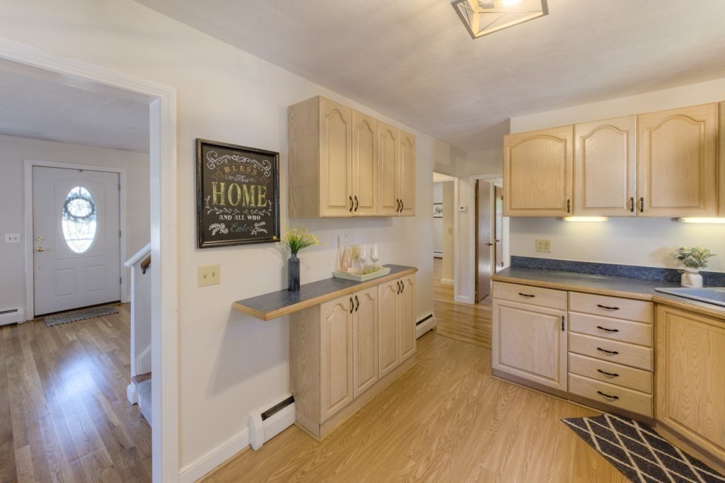 44 Queensview Road Marlborough, MA 01752 - Photo 16 of 42 Gallery Image 16