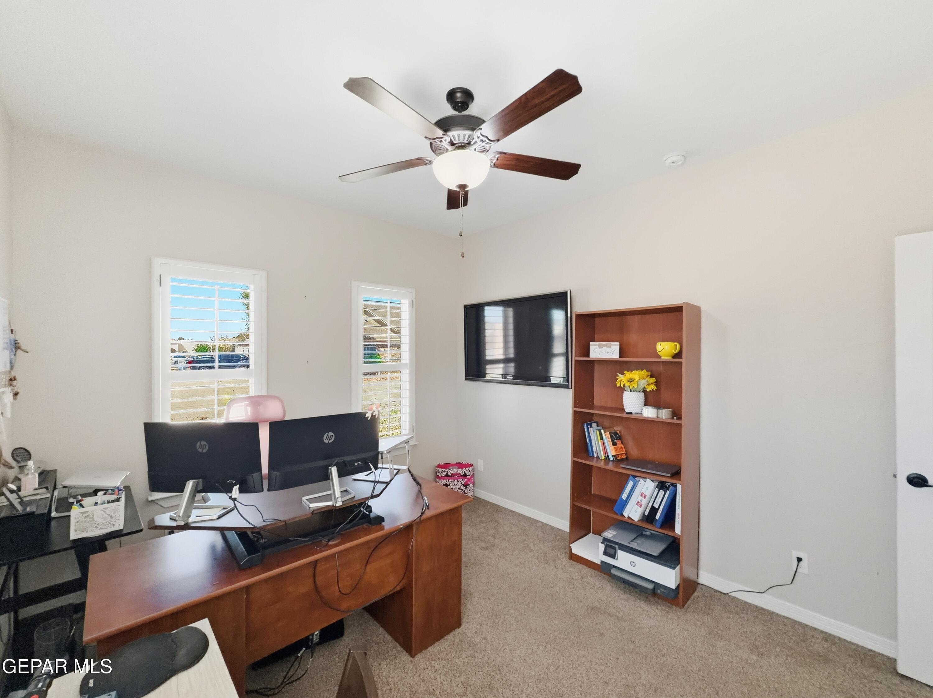 1024 Maximo Street El Paso, TX 79932 - Photo 18 of 47 image00032