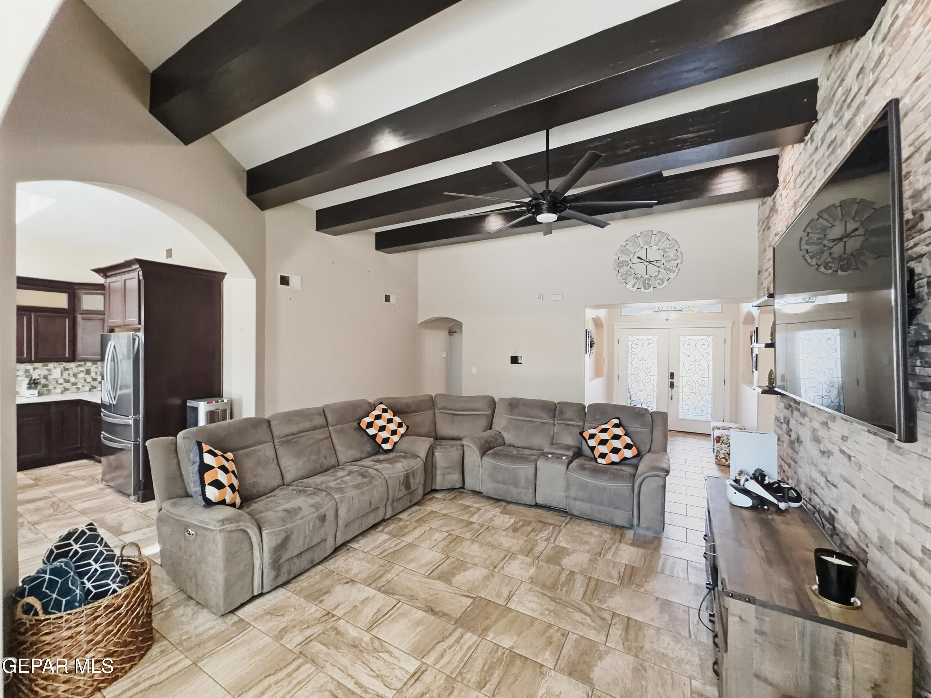 1024 Maximo Street El Paso, TX 79932 - Photo 2 of 47 image00010