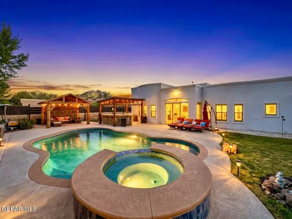 $499,950 | 1024 Maximo Street, El Paso, TX 79932