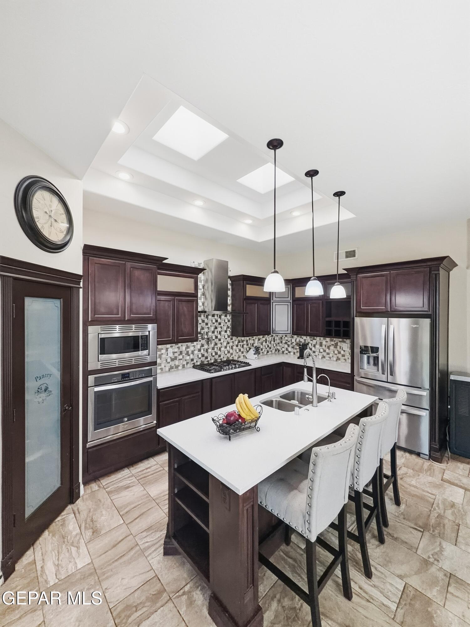 1024 Maximo Street El Paso, TX 79932 - Photo 8 of 47 image00001