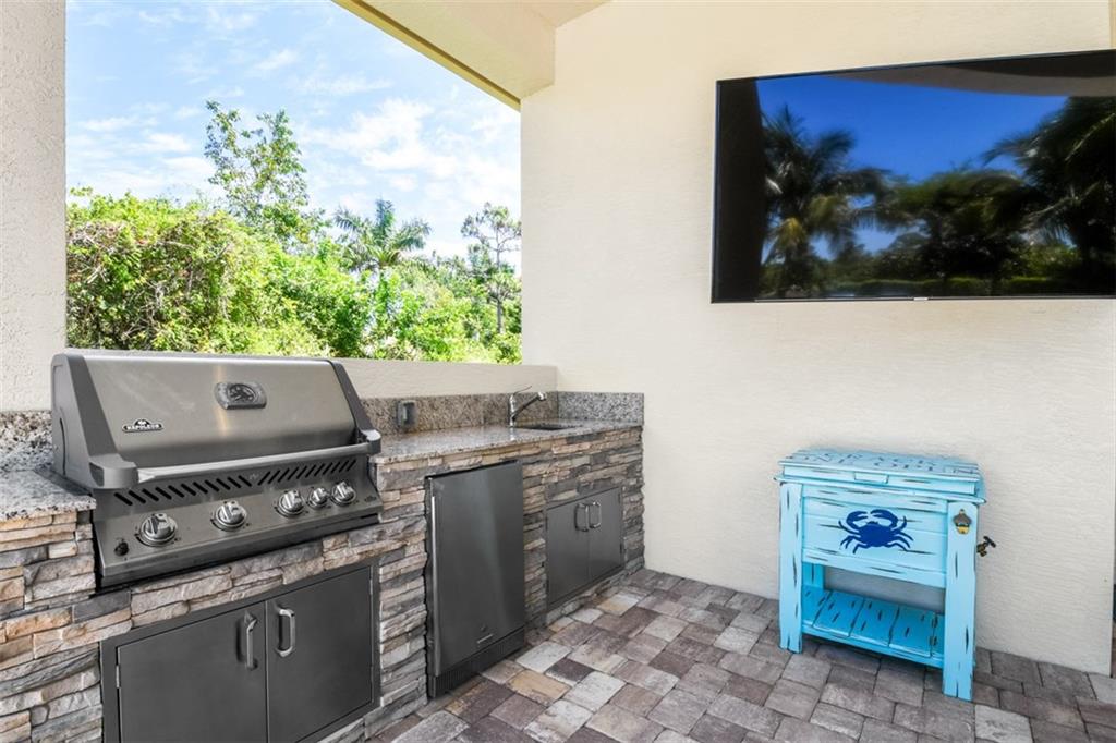 6251 Southeast Moss Ridge Pointe Hobe Sound, FL 33455 - Photo 40 of 43 Outdoor Kitchen
