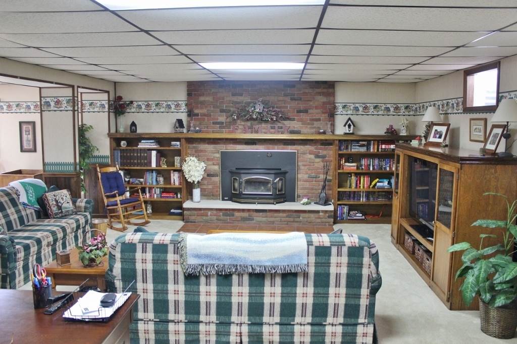 4780 West Van Buren Road Alma, MI 48801 - Photo 33 of 68 1859300-32.JPG