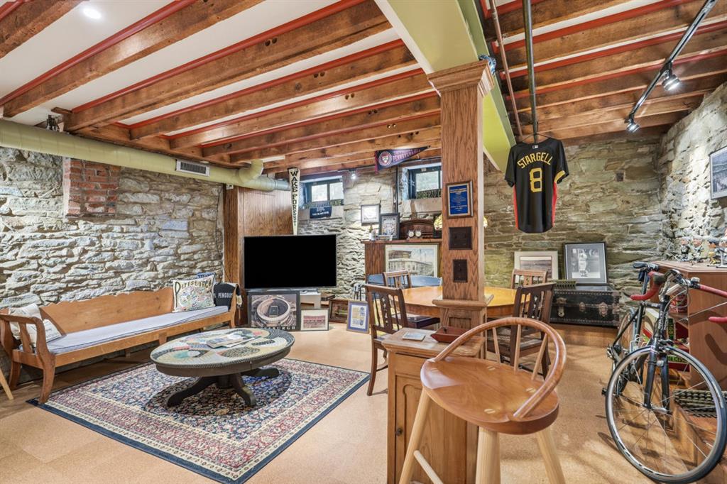 1212 Resaca Place Pittsburgh, PA 15212 - Photo 46 of 49